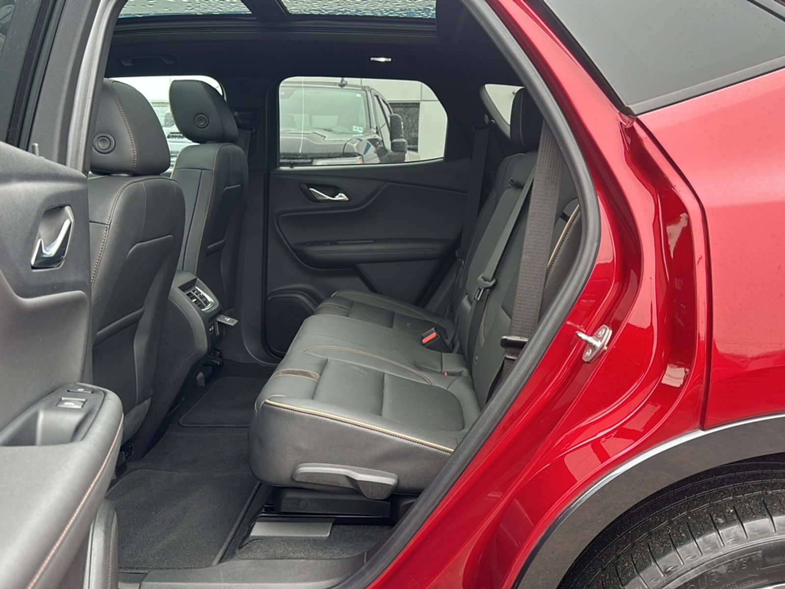 Certified 2023 Chevrolet Blazer Premier w/ Enhanced Convenience Package AWD/4WD image 20