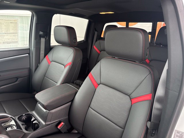 New 2026 Chevrolet Colorado Z71 w/ Technology Package AWD/4WD image 16