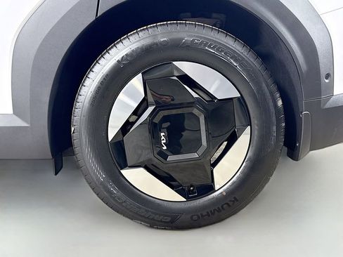 New 2026 Kia EV9 Wind image 40