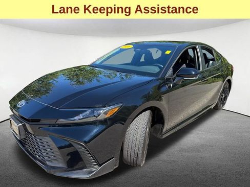 Certified 2026 Toyota Camry SE FWD image 4