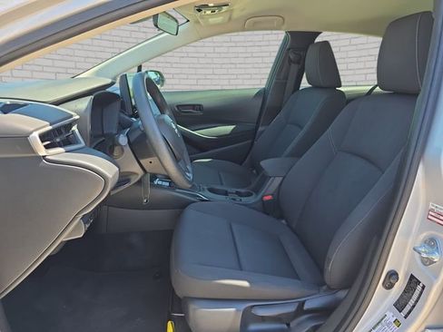 Used 2023 Toyota Corolla LE FWD image 15