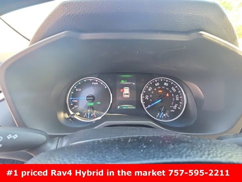 Used 2020 Toyota RAV4 XLE w/ All Weather Liner Package image 11