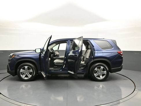 Certified 2023 Honda Pilot EX-L image 44
