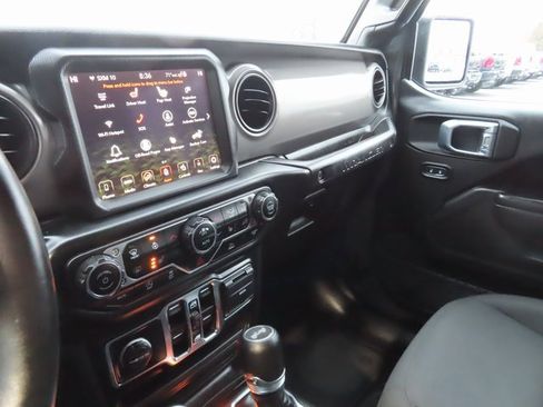 Used 2021 Jeep Wrangler Unlimited Sport image 35