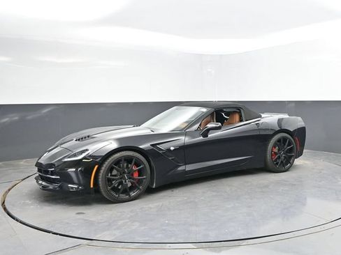 Used 2019 Chevrolet Corvette Stingray Convertible w/ 2LT Preferred Equipment Group RWD image 6