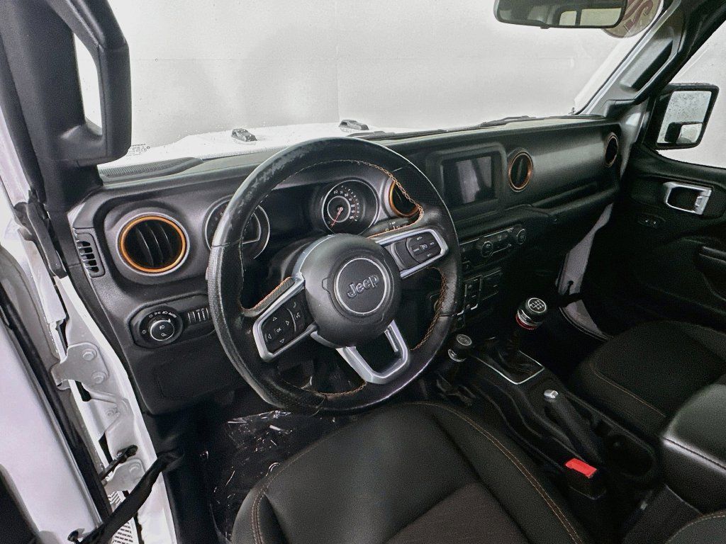 Used 2021 Jeep Gladiator Mojave w/ Cold Weather Group AWD/4WD image 16