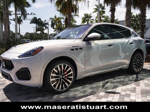 New 2025 Maserati Grecale Modena AWD/4WD image 3