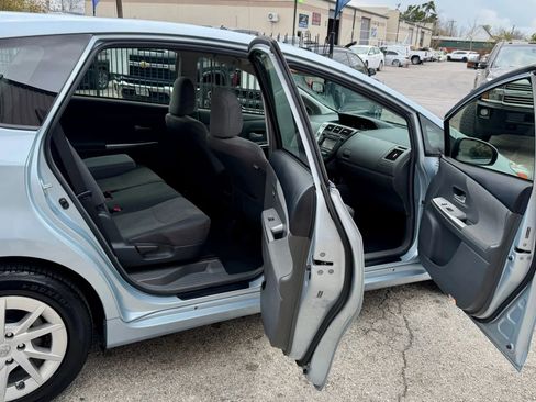 Used 2012 Toyota Prius V Three image 15