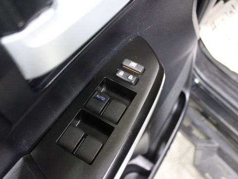 Used 2020 Toyota Tundra SR5 w/ SR5 Upgrade Package image 17