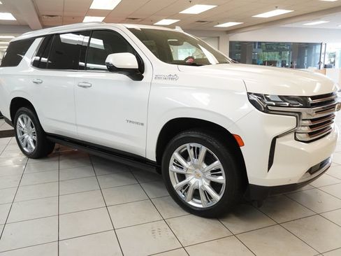 Used 2023 Chevrolet Tahoe High Country AWD/4WD image 18