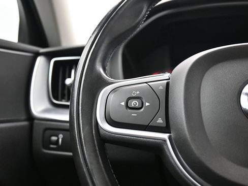 Used 2018 Volvo XC60 T5 Momentum w/ Vision Package AWD/4WD image 50