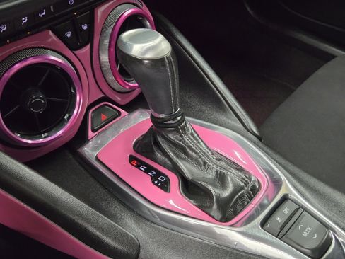 Used 2018 Chevrolet Camaro LT RWD image 16