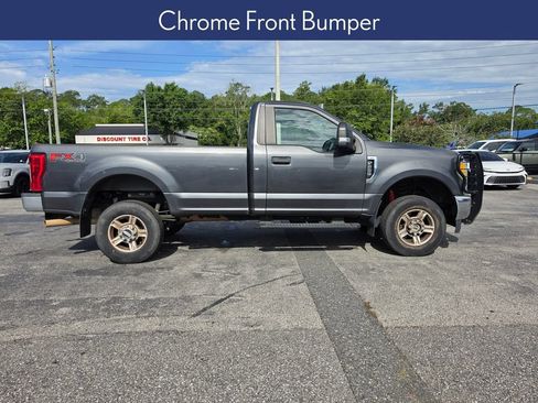 Used 2017 Ford F250 XL w/ Power Equipment Group AWD/4WD image 12