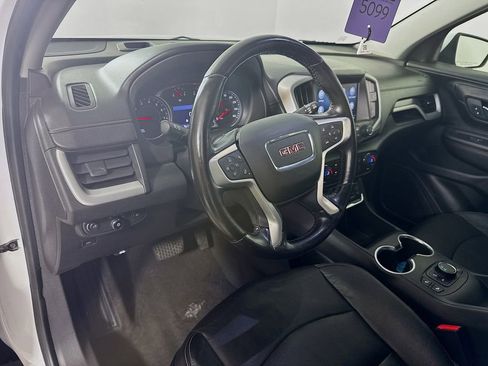 Used 2021 GMC Terrain SLT image 9