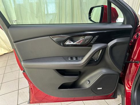 Certified 2025 Chevrolet Blazer RS w/ Enhanced Convenience Package image 32