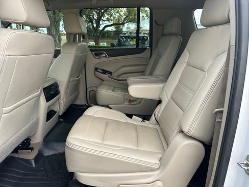 Used 2020 GMC Yukon XL Denali image 29