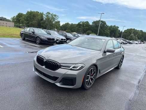 Used 2021 BMW M550i xDrive AWD/4WD image 3