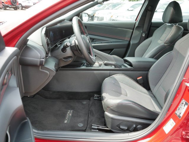 Used 2025 Hyundai Elantra N Line FWD image 13