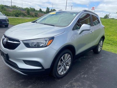 Used 2019 Buick Encore Preferred FWD image 3