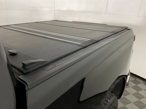 Used 2020 Chevrolet Silverado 1500 LT w/ All-Star Edition AWD/4WD image 38