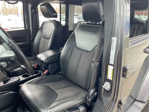 Used 2017 Jeep Wrangler Unlimited Sport image 16