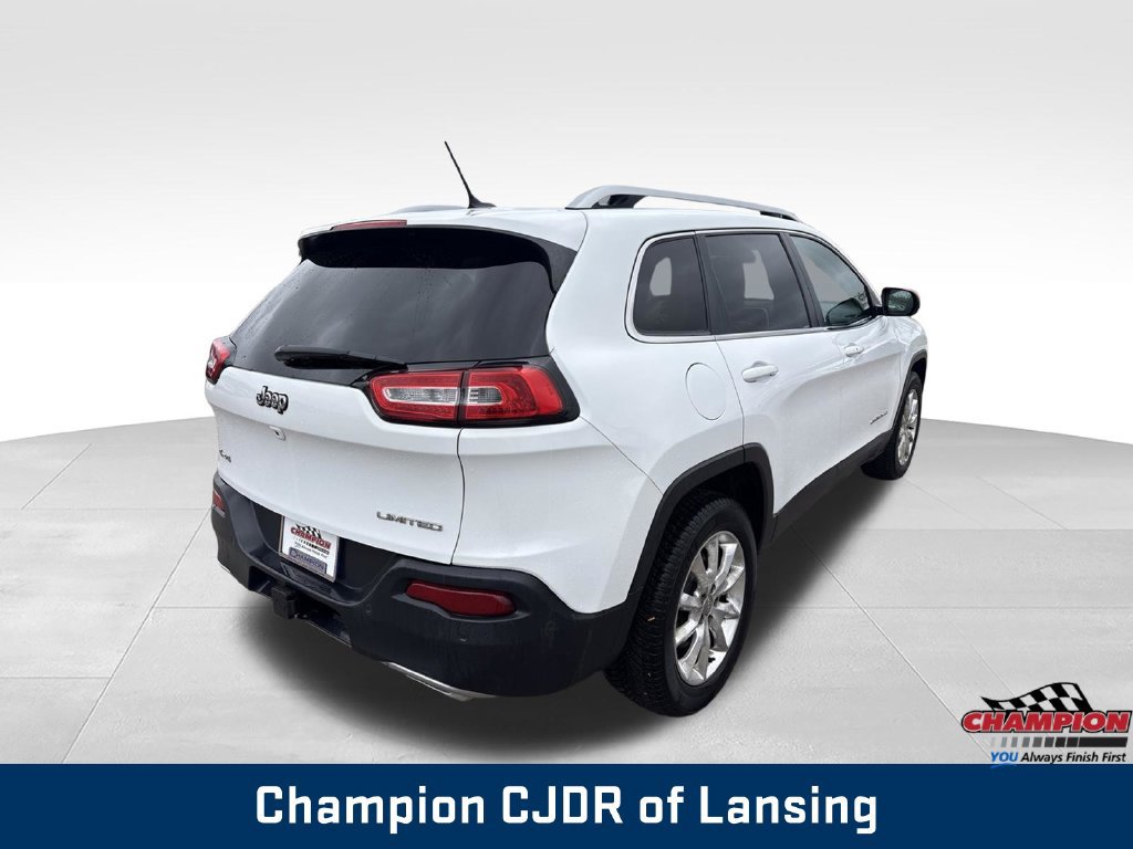Used 2015 Jeep Cherokee Limited w/ Luxury Group AWD/4WD image 7