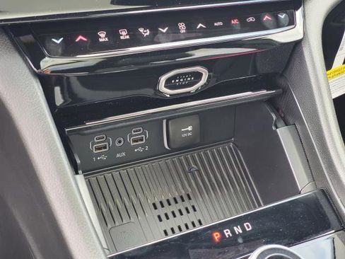 New 2026 Jeep Grand Cherokee Limited Reserve image 16