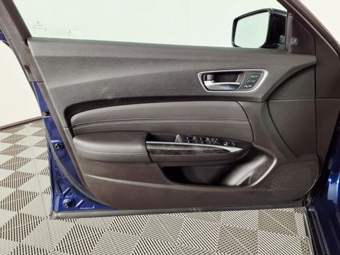 Used 2018 Acura TLX V6 SH-AWD w/ Technology Pkg image 16