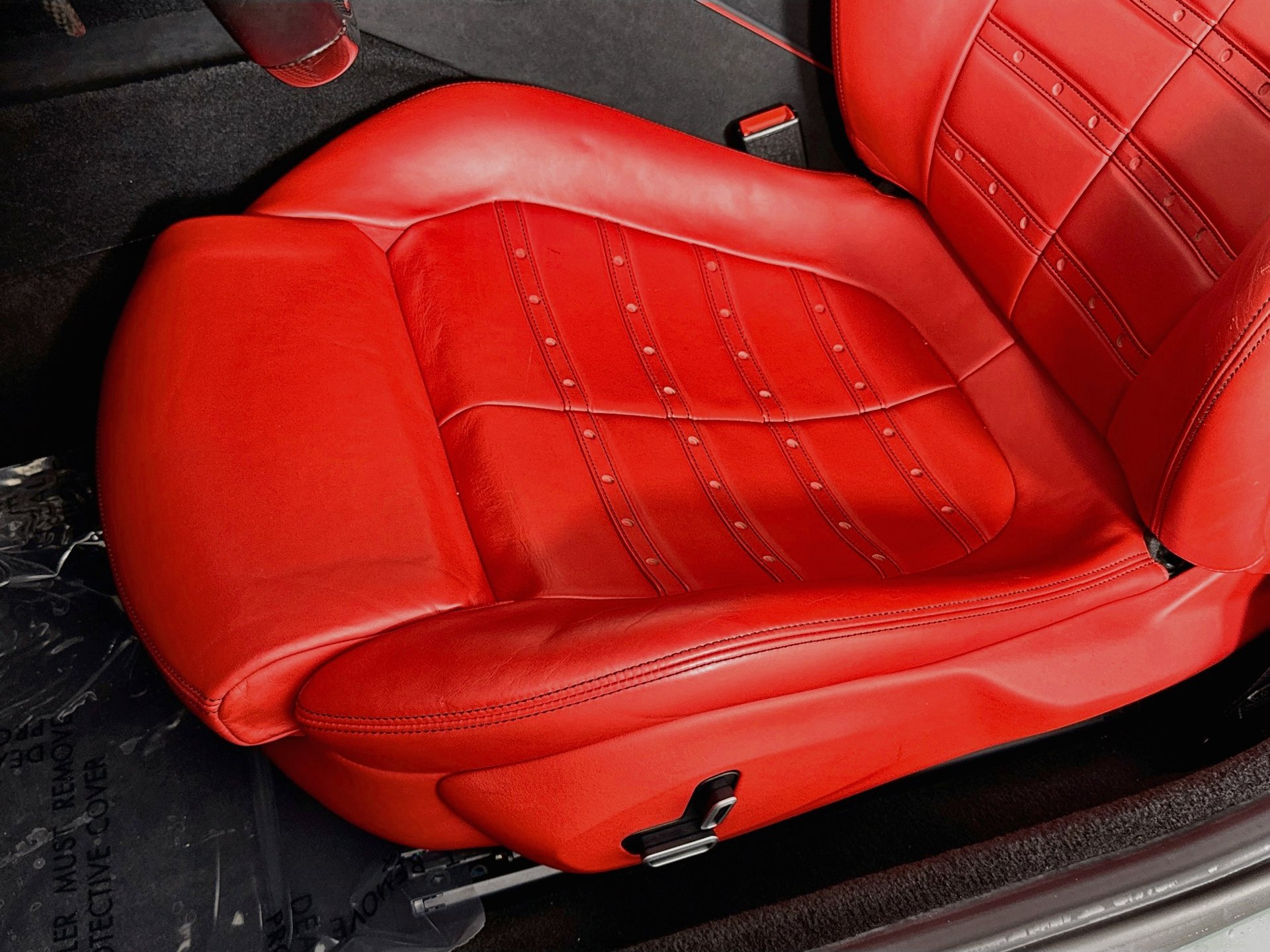 Certified 2021 Ferrari Roma RWD image 18