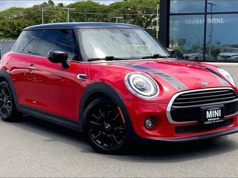 Used 2020 MINI Cooper 2-Door Hardtop FWD image 1