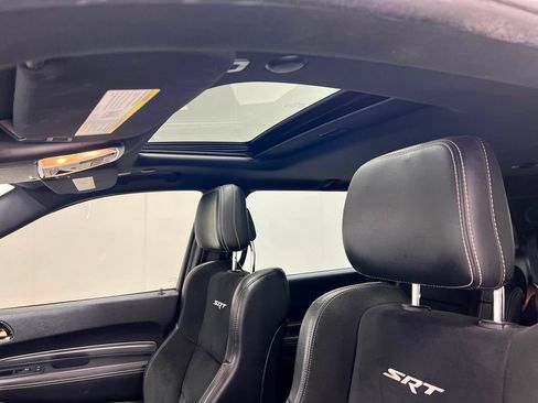 Used 2019 Dodge Durango SRT w/ Technology Group AWD/4WD image 13