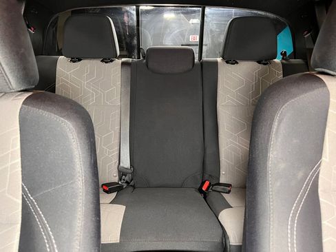 Used 2022 Toyota Tacoma TRD Off-Road w/ Technology Package image 28