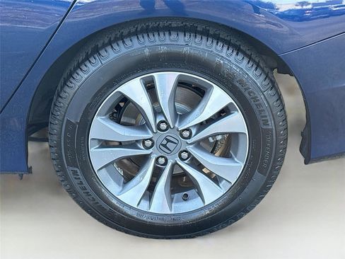 Used 2013 Honda Accord LX image 30