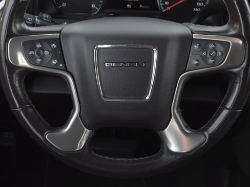 Used 2019 GMC Yukon XL Denali w/ Open Road Package image 25