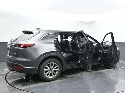 Used 2018 MAZDA CX-9 Touring image 56
