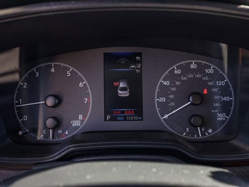 Used 2024 Toyota Corolla LE image 27