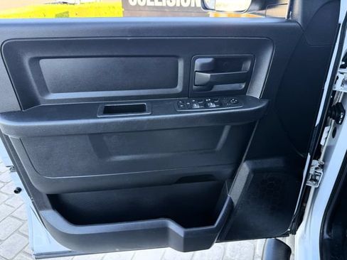Used 2017 RAM 1500 Express w/ Express Value Package RWD image 13