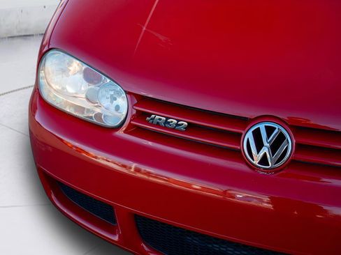 Used 2004 Volkswagen R32 image 15
