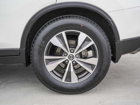 Used 2016 Nissan Rogue S FWD image 10