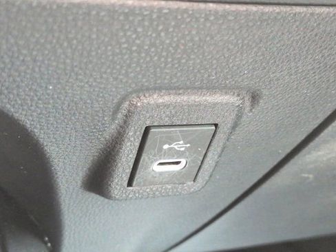 Used 2025 Toyota Corolla SE FWD image 19