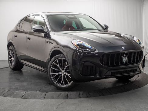 New 2026 Maserati Grecale Modena image 1