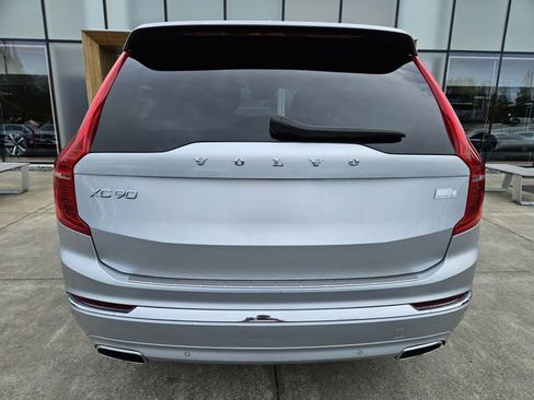 Used 2021 Volvo XC90 T8 Inscription Expression w/ Advanced Package AWD/4WD image 6
