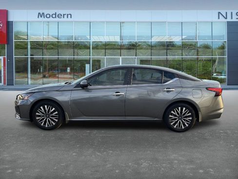 Certified 2023 Nissan Altima 2.5 SV image 7