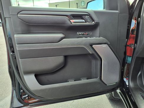 Certified 2022 GMC Sierra 1500 AT4X image 4