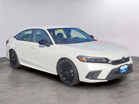 Certified 2024 Honda Civic Sport image 3