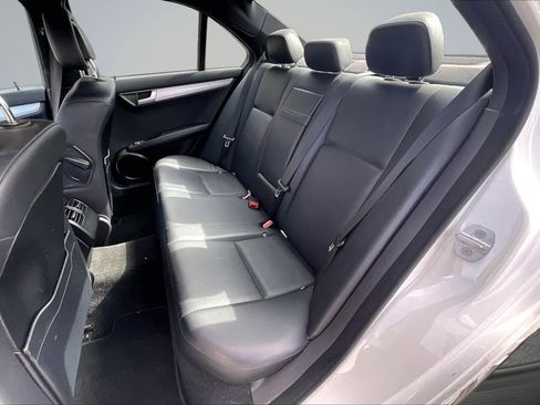 Used 2013 Mercedes-Benz C 250 Sedan image 25