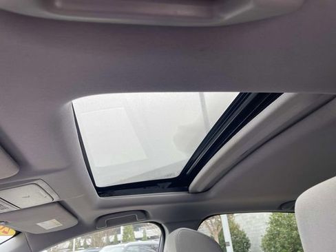 Used 2017 Honda CR-V EX image 19