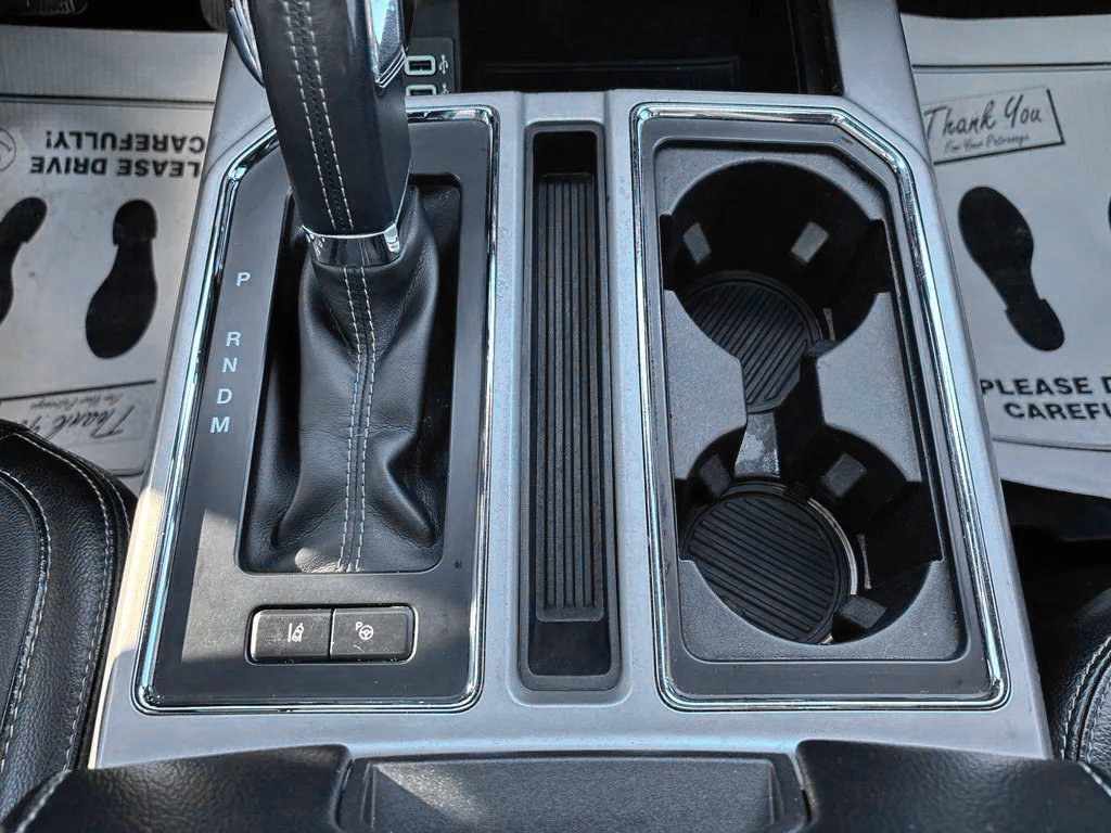 Used 2018 Ford F150 Lariat w/ Equipment Group 502A Luxury AWD/4WD image 19