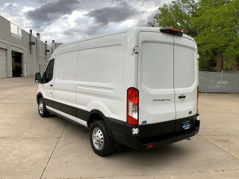 Used 2023 Ford Transit 250 Medium Roof AWD image 3