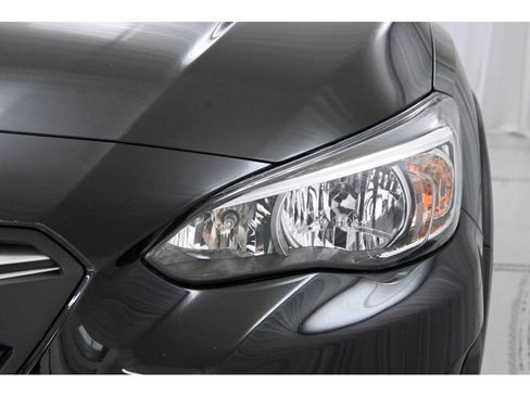 Used 2022 Subaru Crosstrek 2.0i Premium image 22